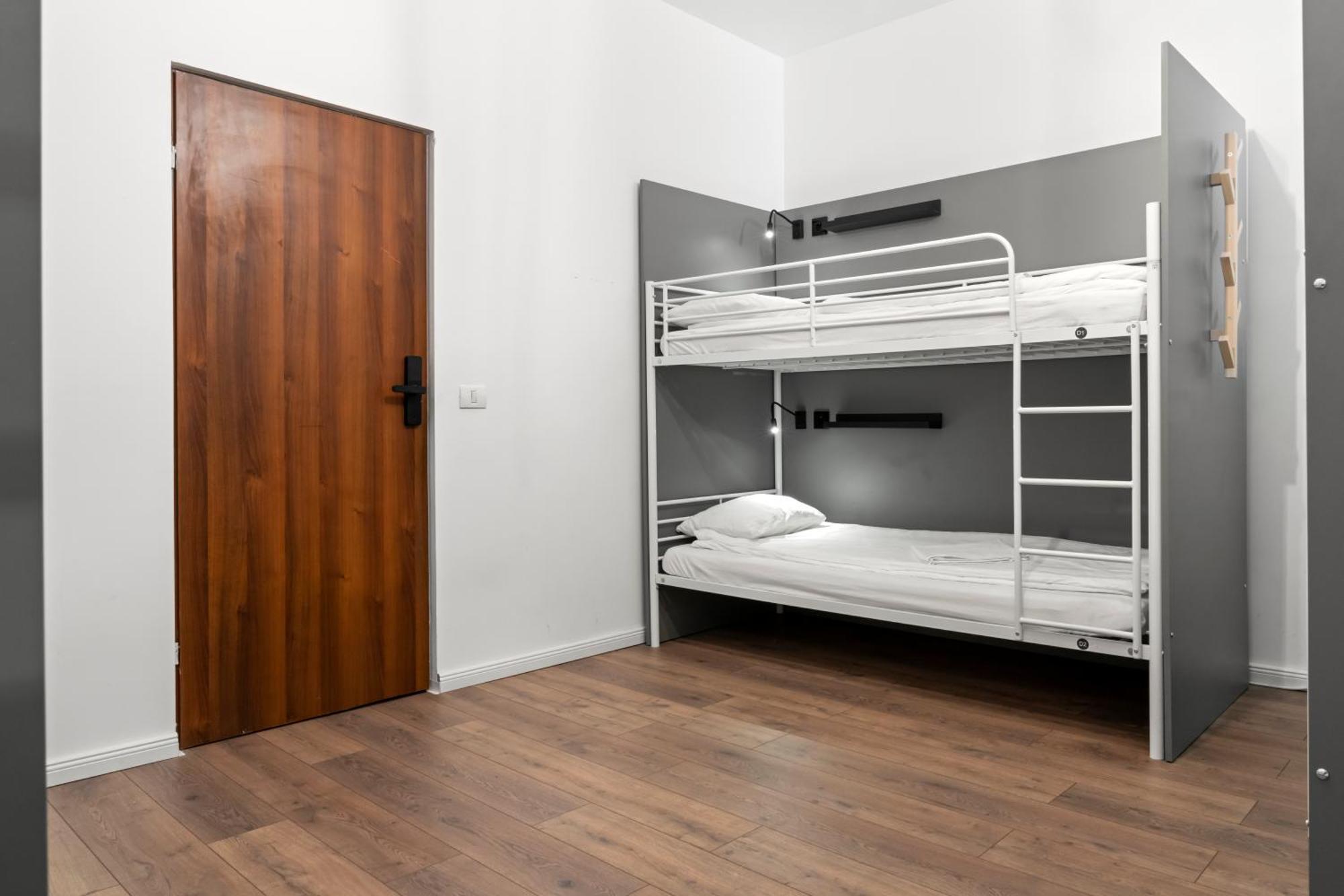 Nest Boutique Hostel Бухарест Екстер'єр фото