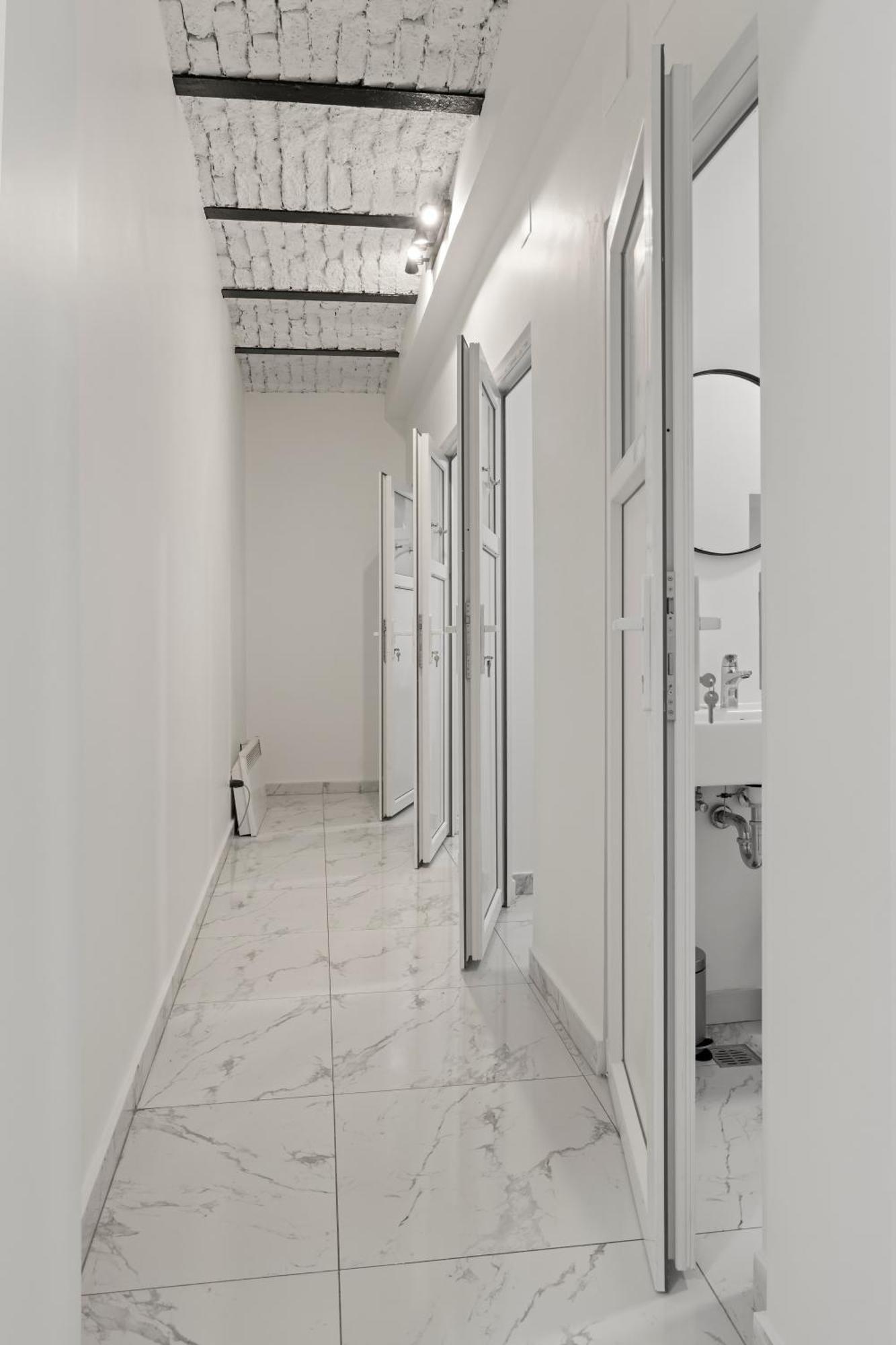 Nest Boutique Hostel Бухарест Екстер'єр фото